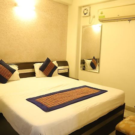 Airport Hotel Aerocity Inn Ню Делхи Екстериор снимка