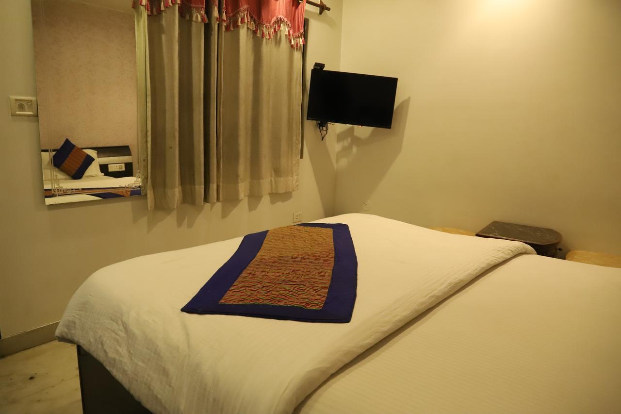 Airport Hotel Aerocity Inn Ню Делхи Екстериор снимка