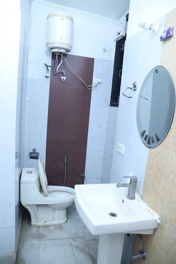Airport Hotel Aerocity Inn Ню Делхи Екстериор снимка