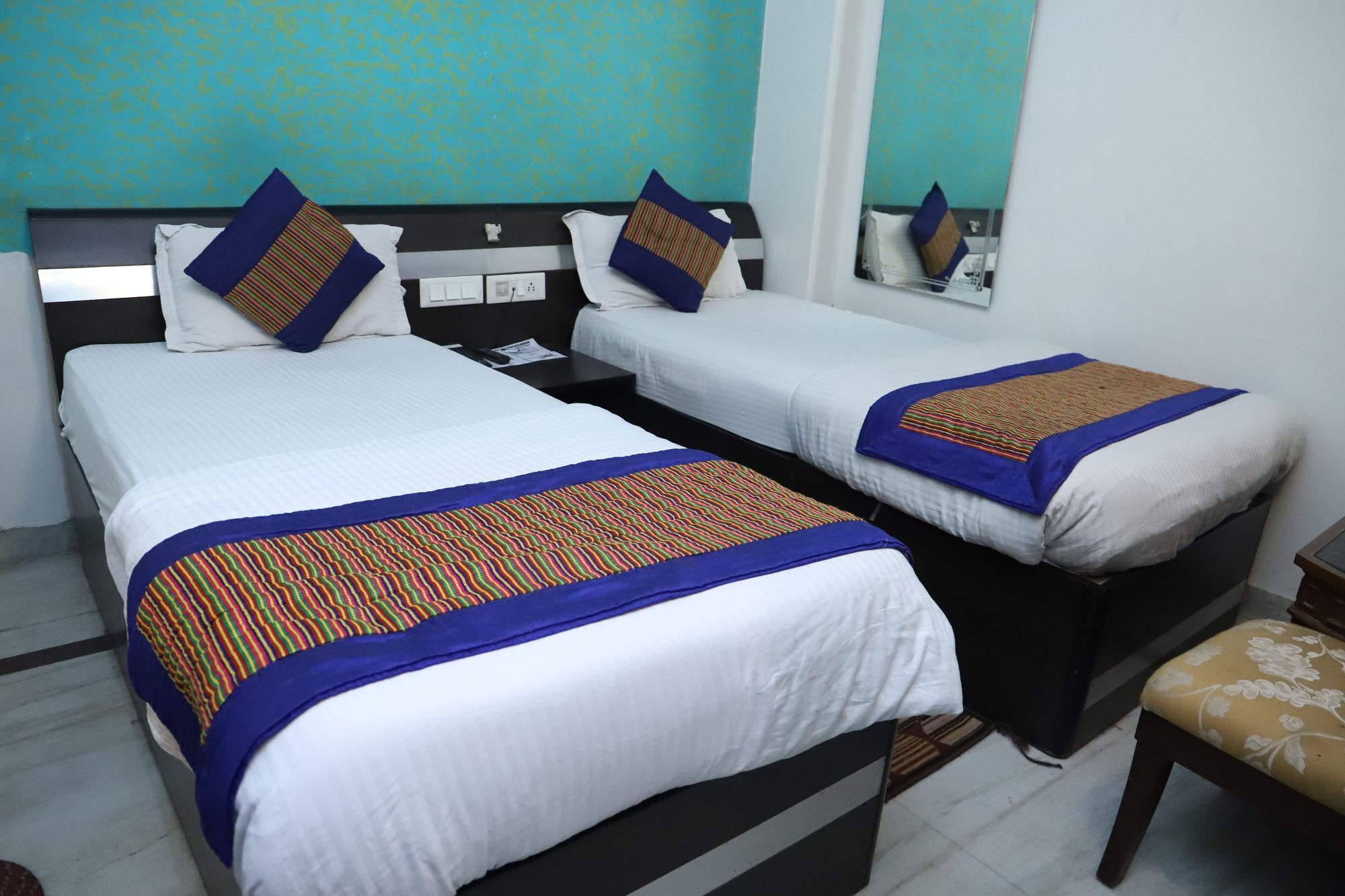 Airport Hotel Aerocity Inn Ню Делхи Екстериор снимка